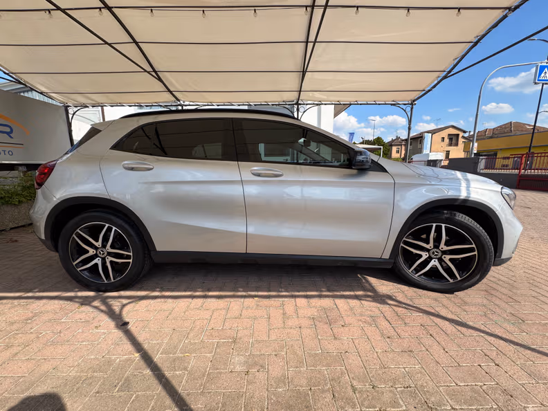 Mercedes-Benz GLA-Class - 18