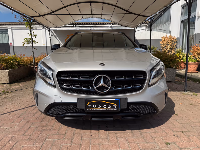 Mercedes-Benz GLA-Class - 2