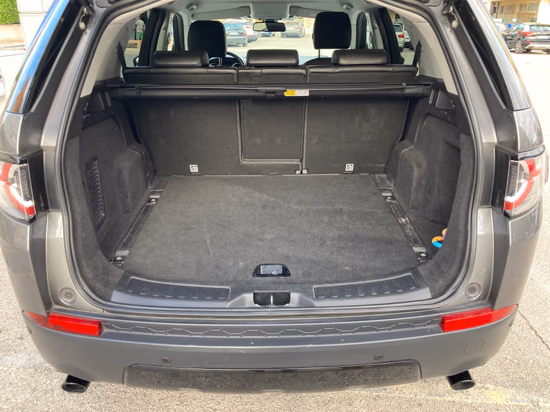 Land Rover Discovery Sport - 46