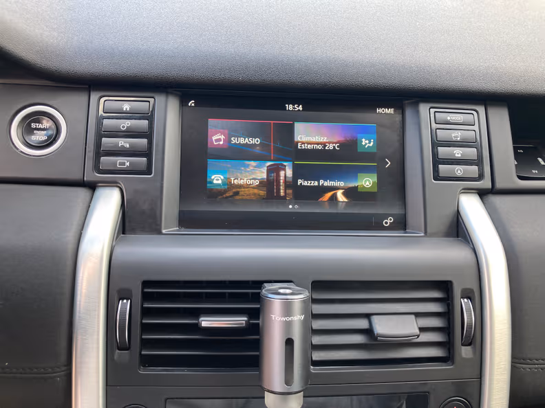 Land Rover Discovery Sport - 32