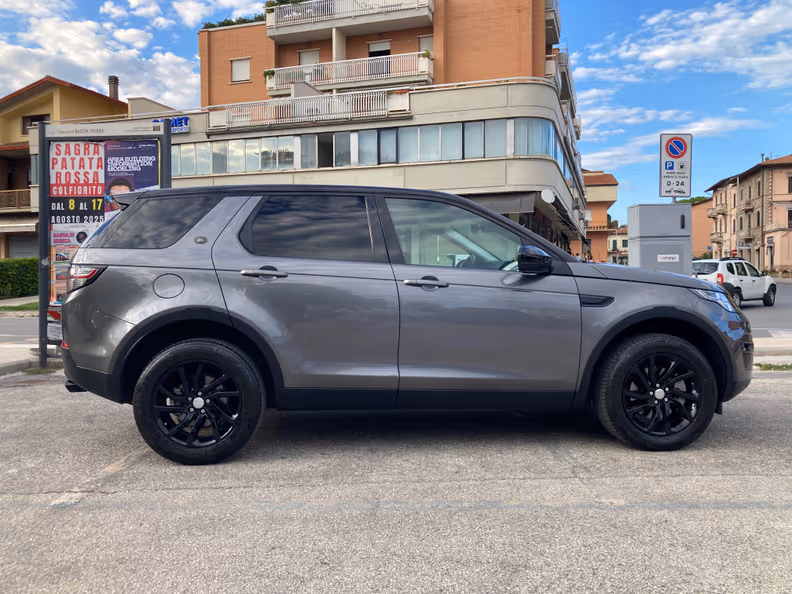 Land Rover Discovery Sport - 15