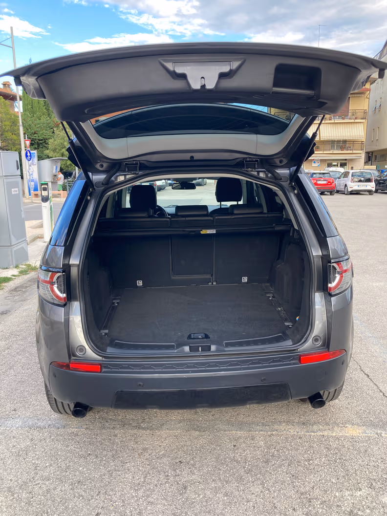 Land Rover Discovery Sport - 47