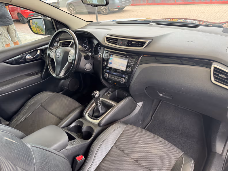Nissan Qashqai - 8