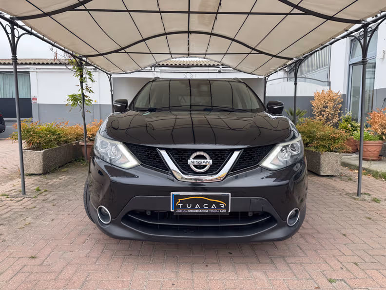Nissan Qashqai - 2