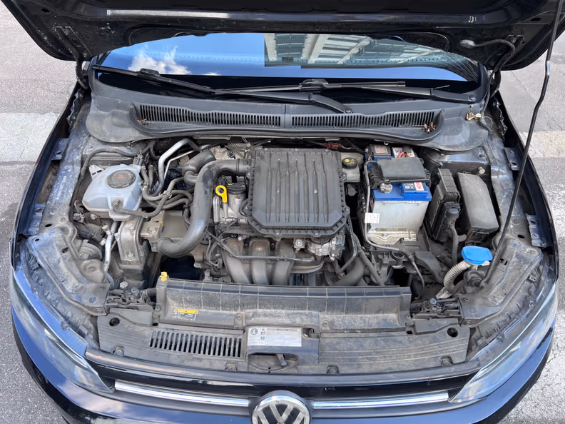 Volkswagen Polo - 32