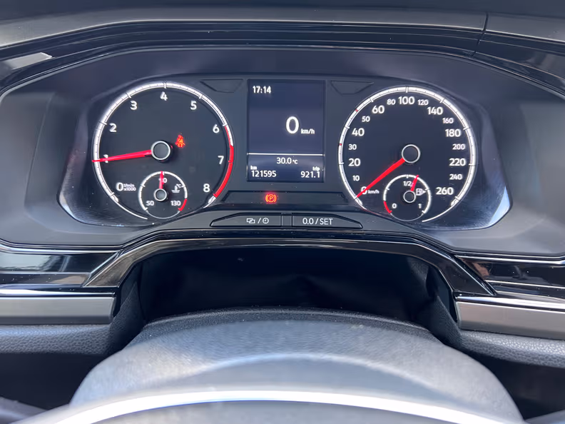 Volkswagen Polo - 17
