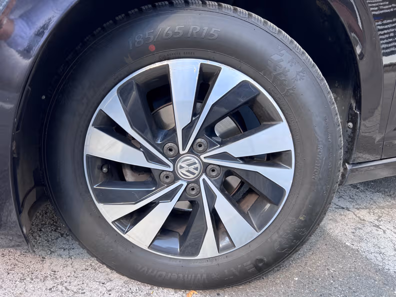 Volkswagen Polo - 7