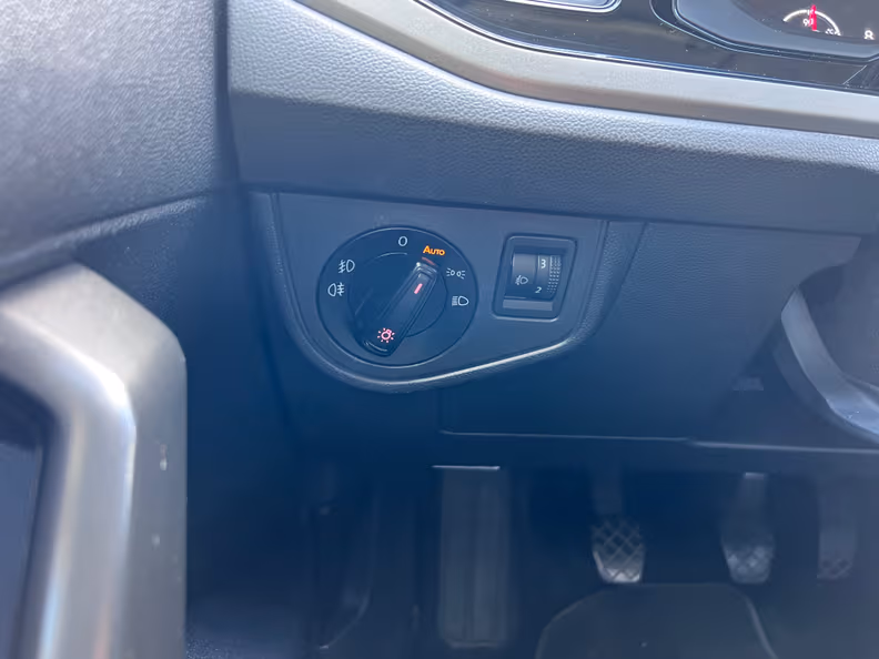 Volkswagen Polo - 29