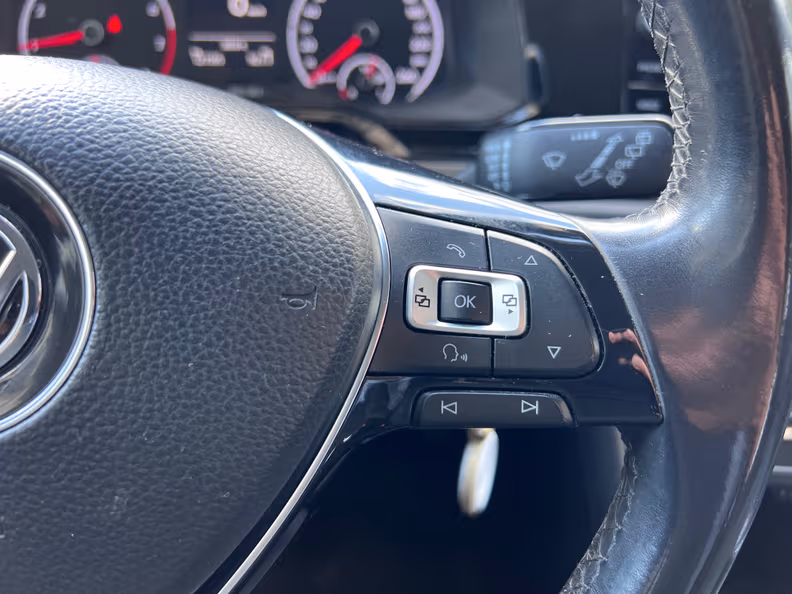Volkswagen Polo - 25