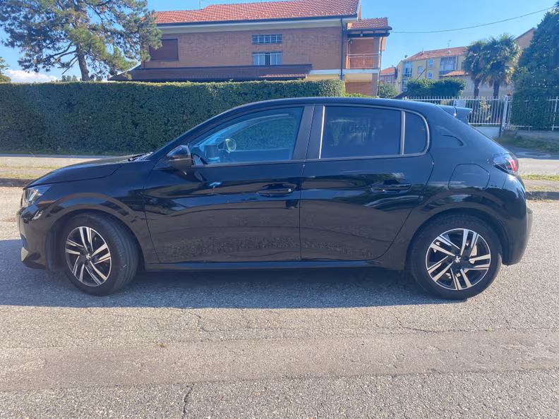 Peugeot 208 - 7