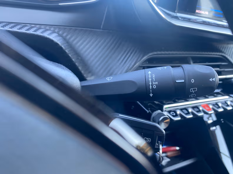 Peugeot 208 - 27