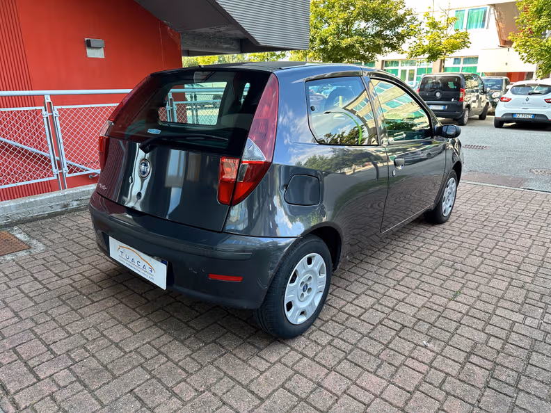 Fiat Punto - 4