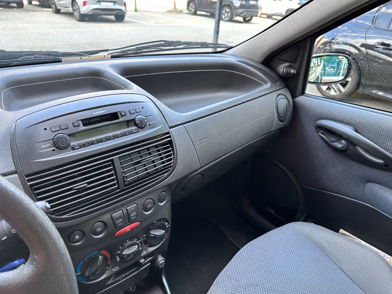 Fiat Punto - 13