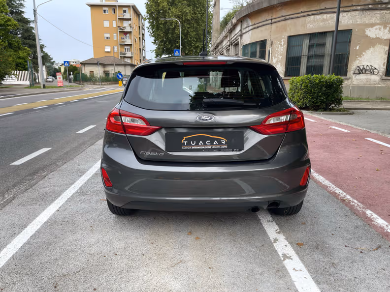 Ford Fiesta - 6