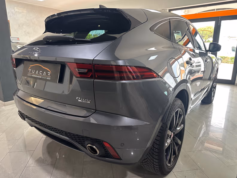 Jaguar E-Pace - 5