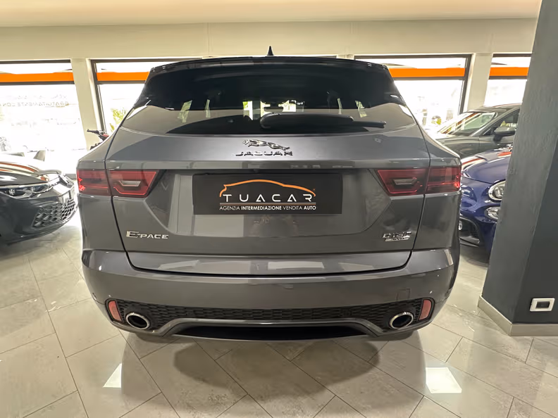 Jaguar E-Pace - 4