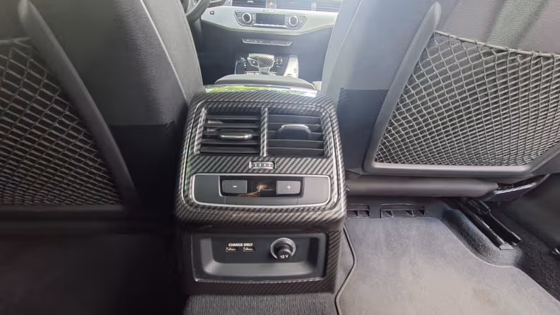 Audi A4 - 33