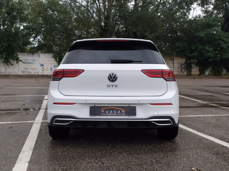 Volkswagen Golf - 14