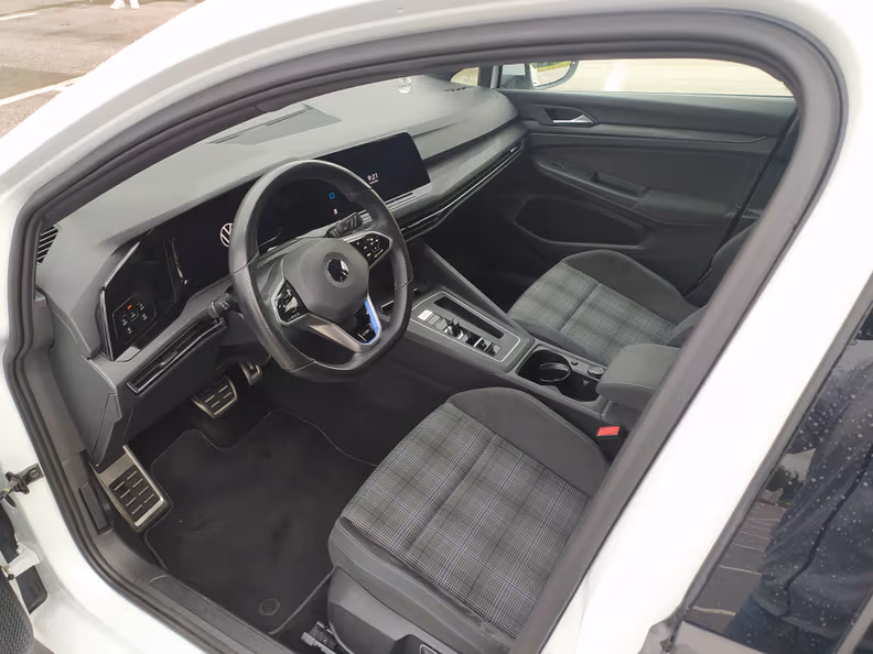 Volkswagen Golf - 7
