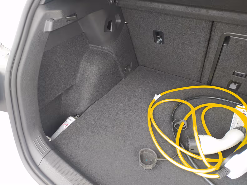 Volkswagen Golf - 49