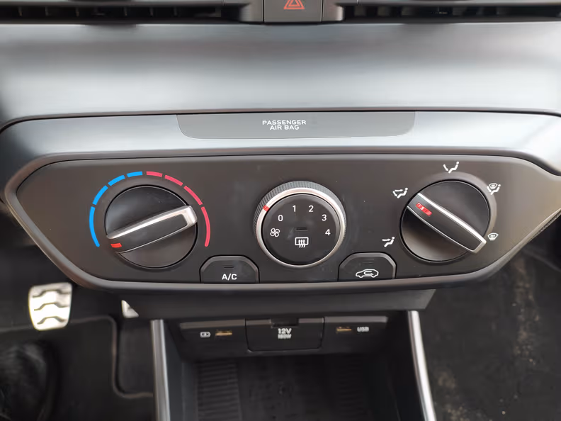 Hyundai Bayon - 50
