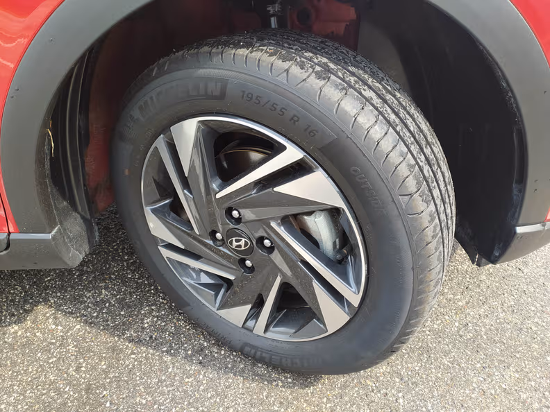 Hyundai Bayon - 13