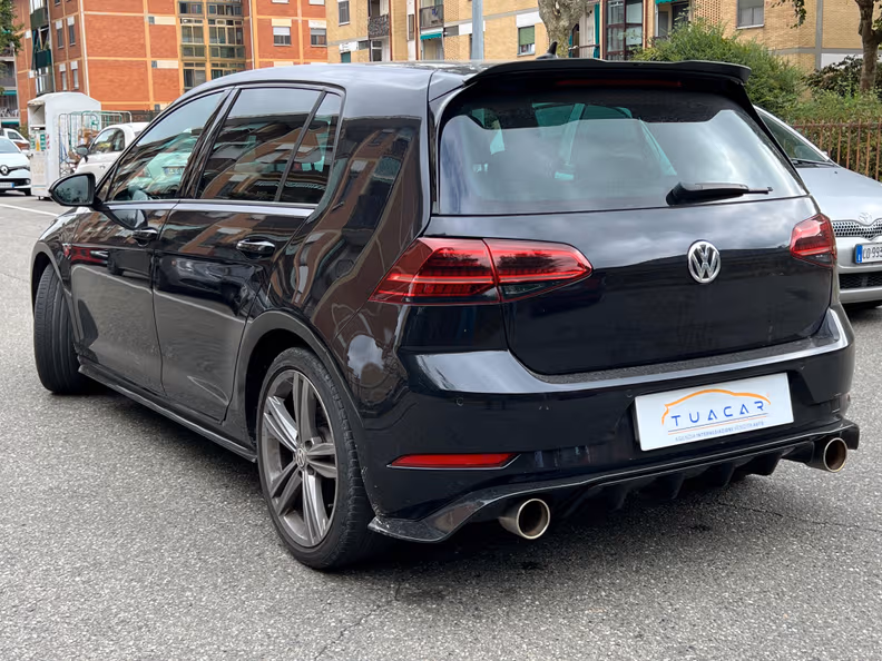 Volkswagen Golf - 7