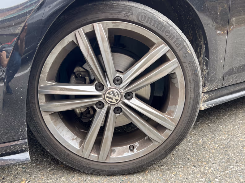 Volkswagen Golf - 9