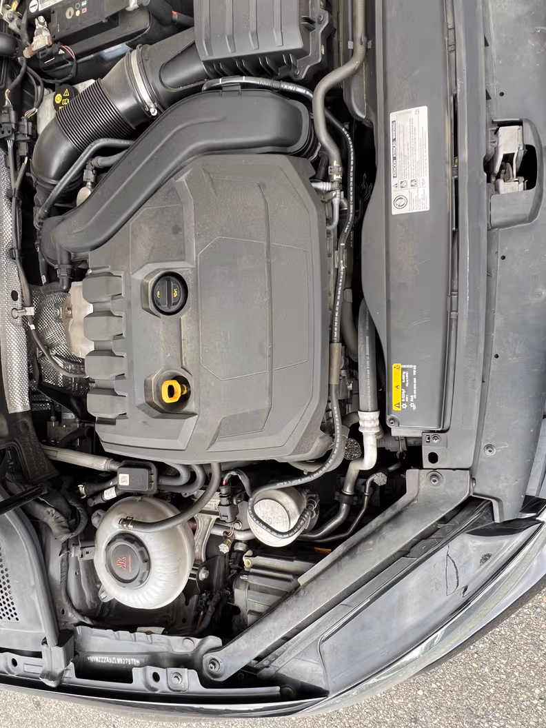 Volkswagen Golf - 24