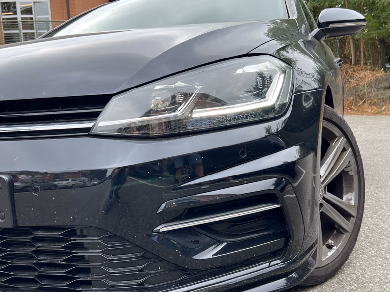 Volkswagen Golf - 10
