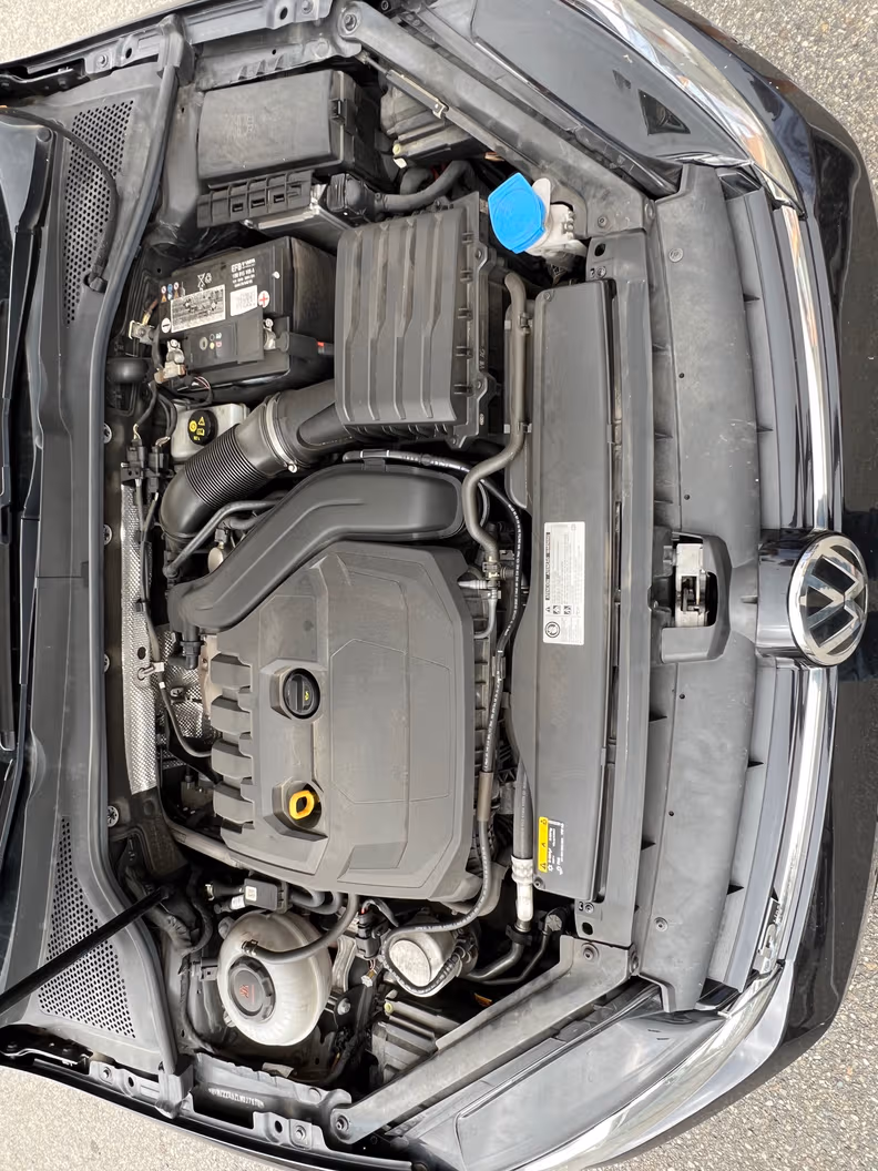 Volkswagen Golf - 23