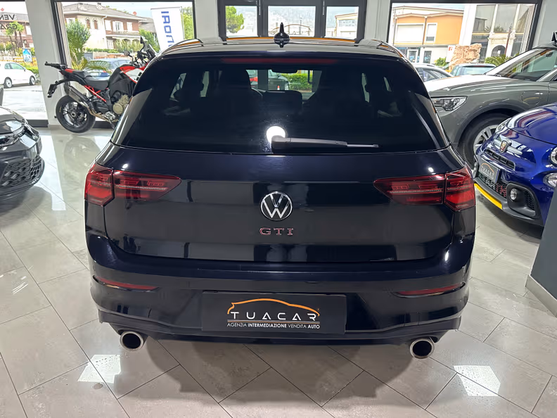 Volkswagen Golf - 4