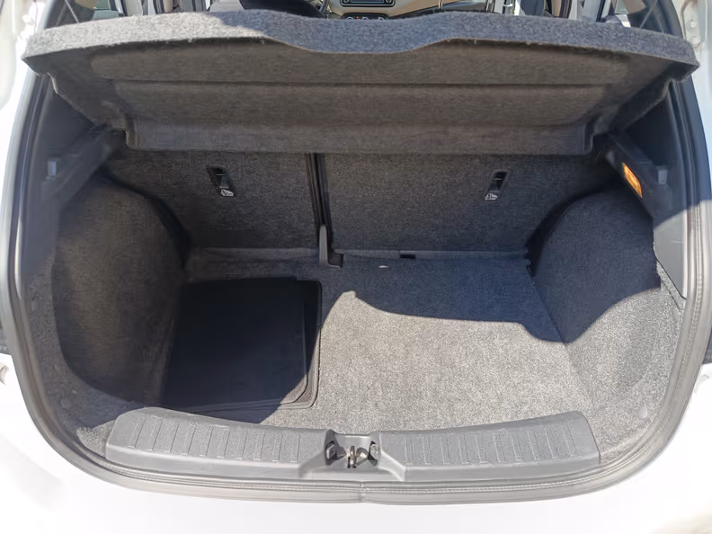 Nissan Micra - 33