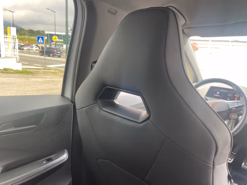 Cupra Born - 33