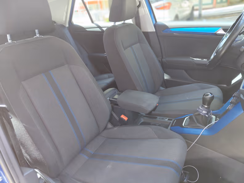 Volkswagen T-ROC - 12