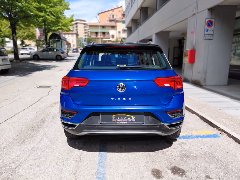 Volkswagen T-ROC - 24
