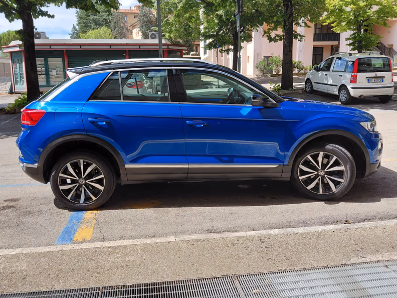 Volkswagen T-ROC - 25