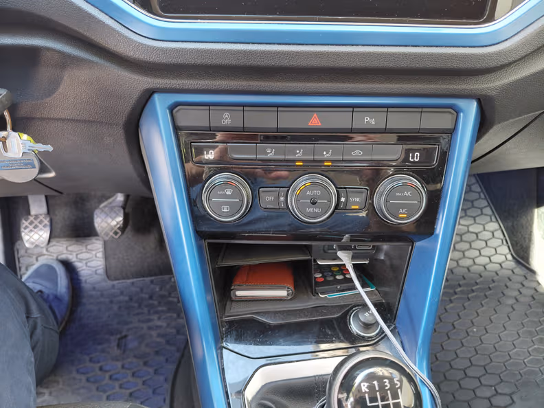 Volkswagen T-ROC - 17