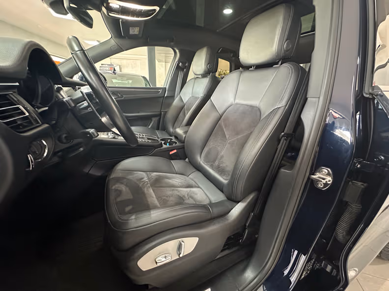 Porsche Macan - 13
