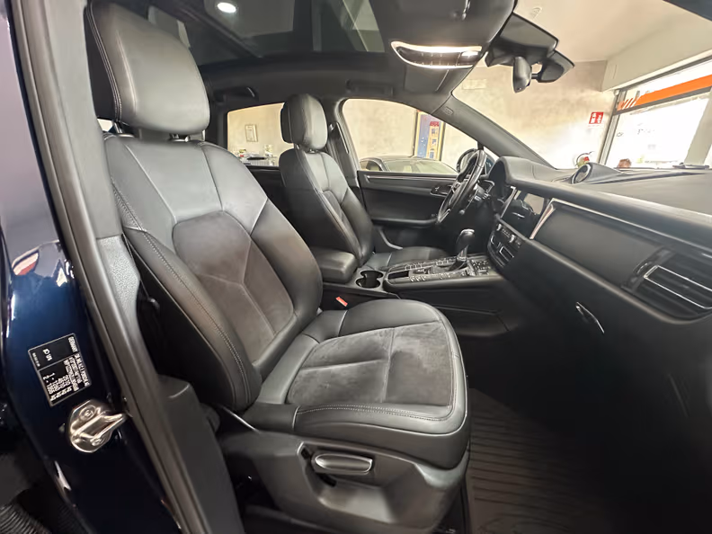 Porsche Macan - 14