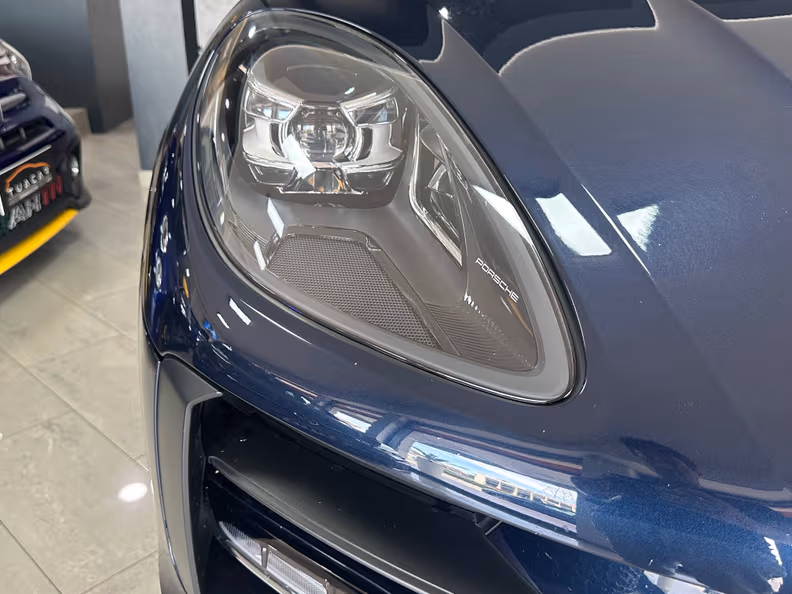 Porsche Macan - 20