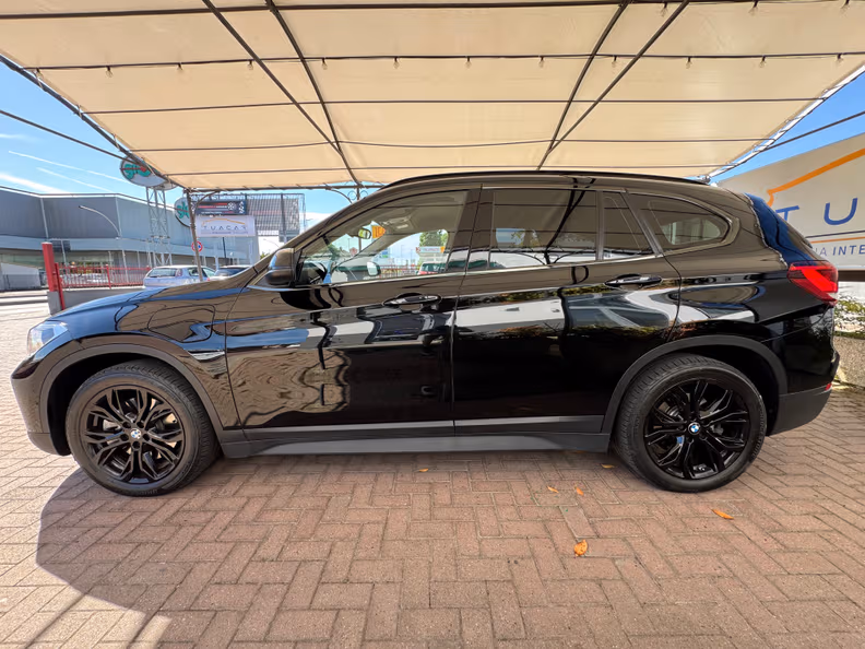 BMW X1 - 18