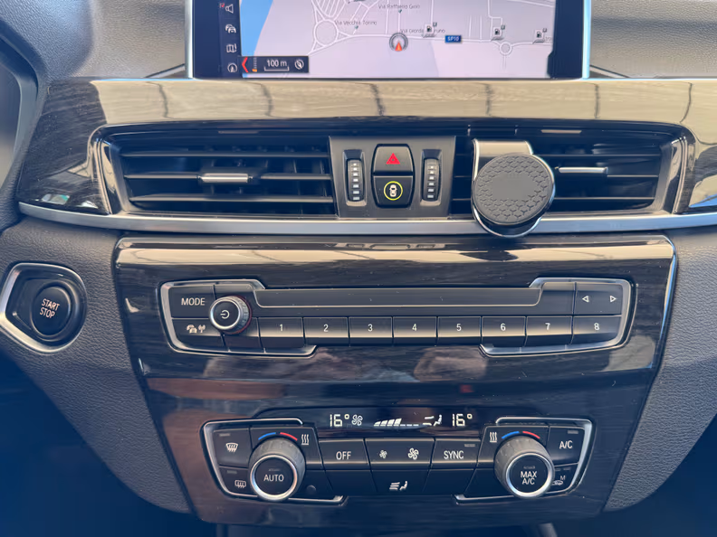 BMW X1 - 14