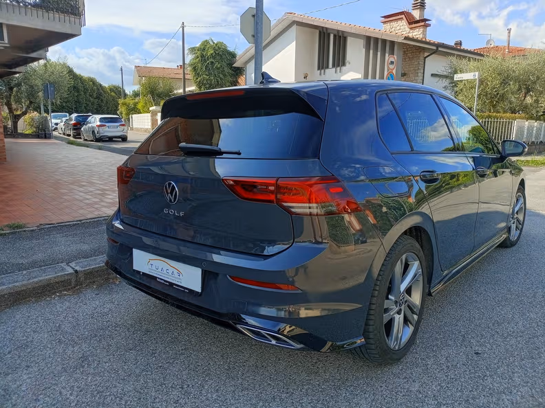Volkswagen Golf - 14