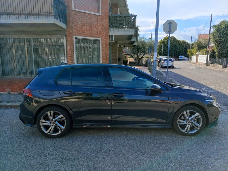 Volkswagen Golf - 13