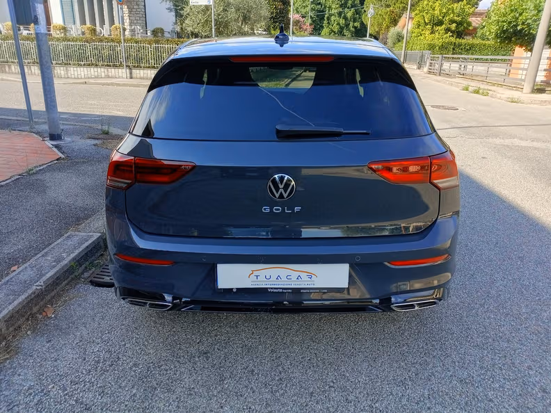 Volkswagen Golf - 15