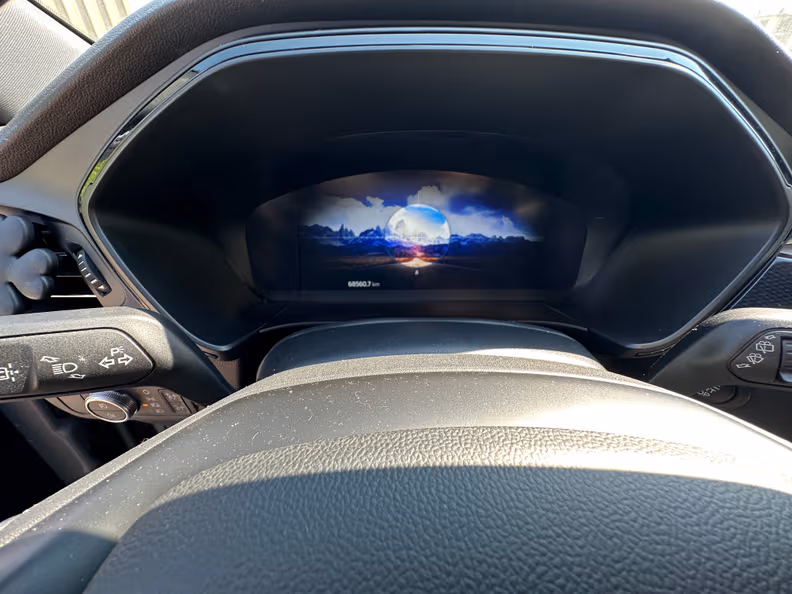 Ford Kuga - 16