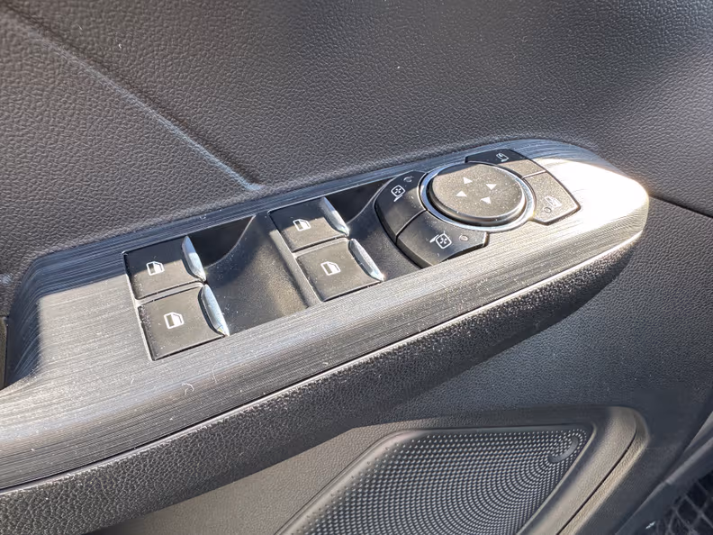 Ford Kuga - 18