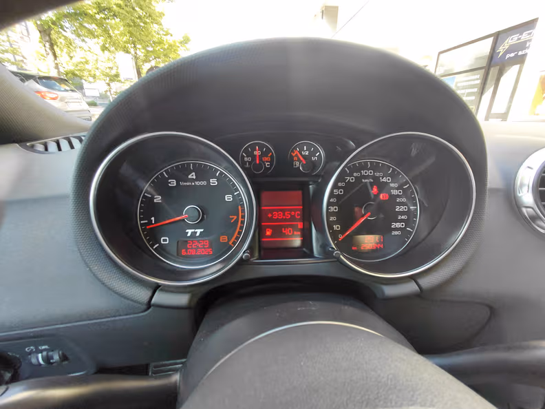 Audi TT - 18