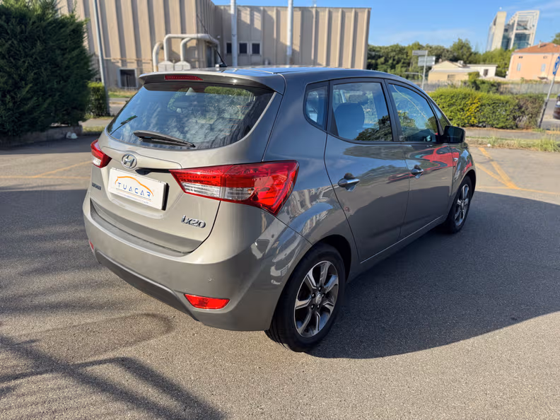 Hyundai ix20 - 5